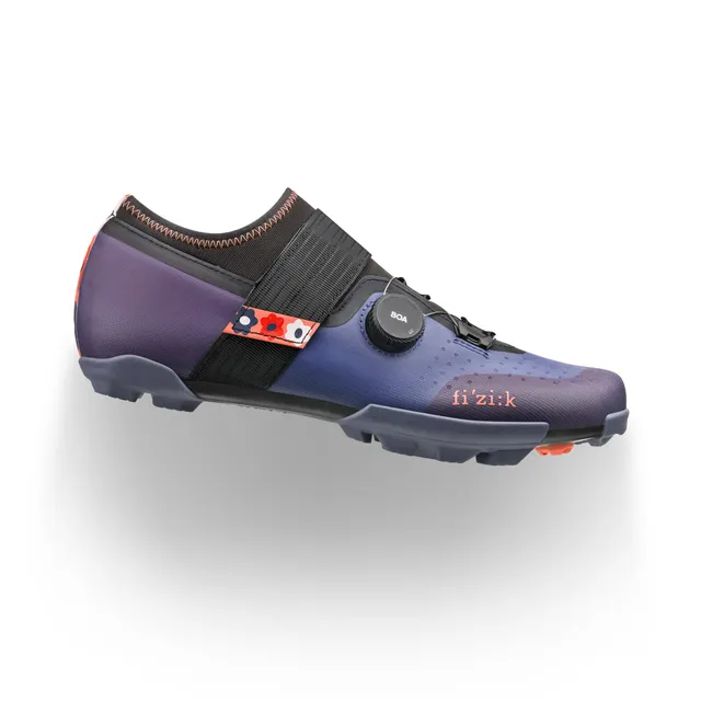fizik-ferox-2-carbon-team-amani-scarpa-gravel-xc image 1