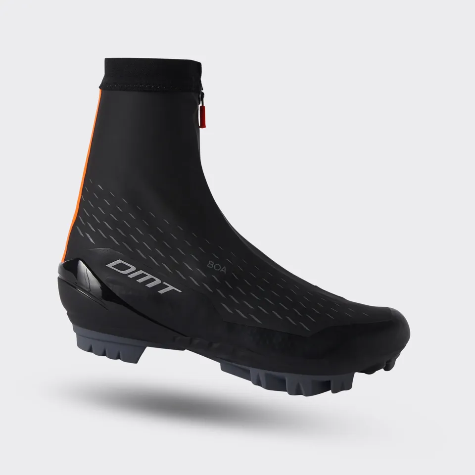 dmt-wkm1-scarpe-mtb-invernali-knit-nero image 1