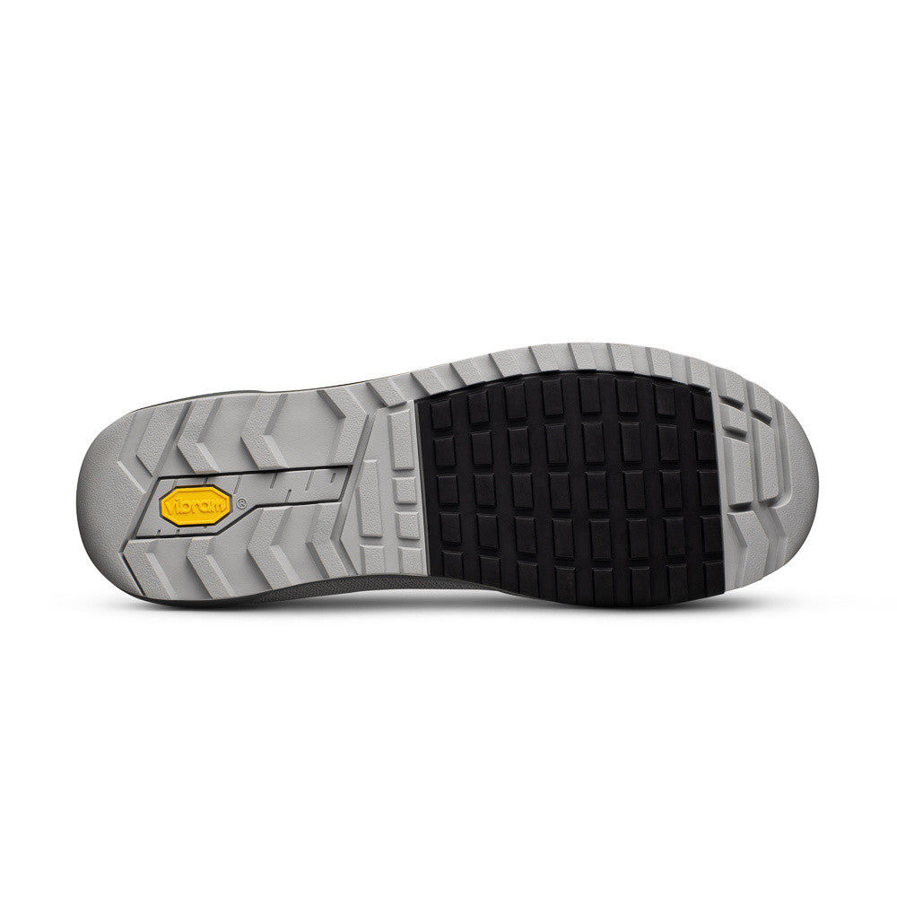 fizik-terra-ergolace-x2-flat-scarpa-e-mtb-lacci image 3