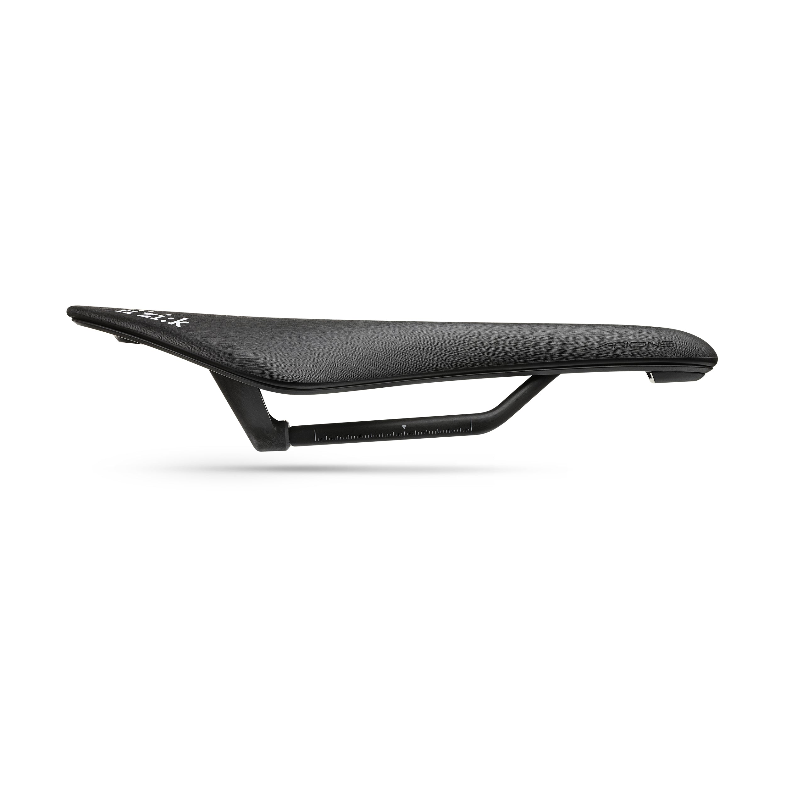 fizik-arione-r1-light-sella-bici-racing-carbon image 2