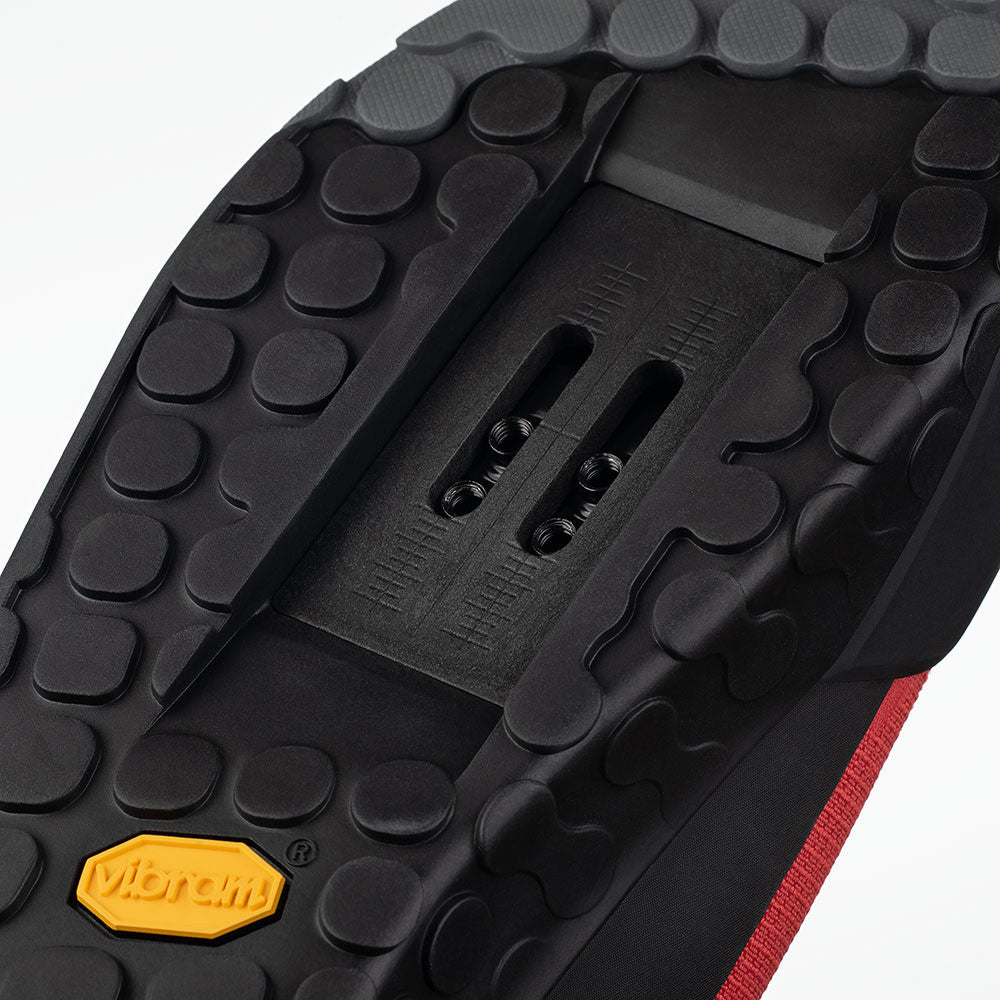 fizik-gravita-tensor-scarpe-mtb-gravity-con-attacco image 5
