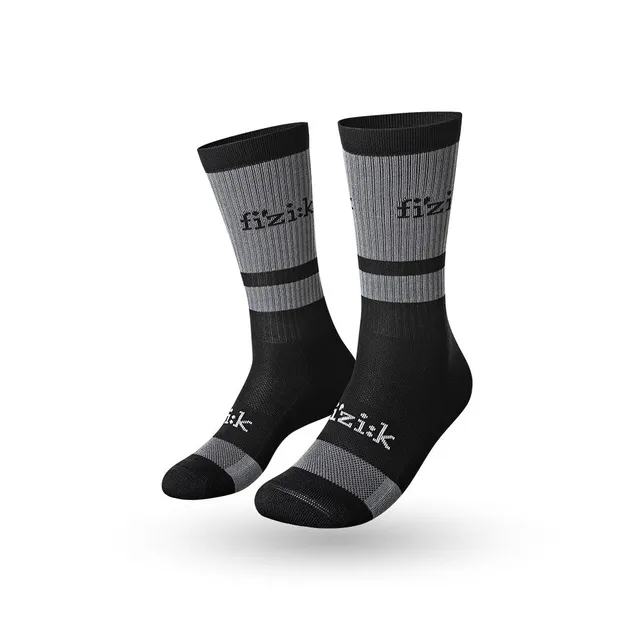fizik-off-road-calzini-ciclismo-terra-atlas image 1