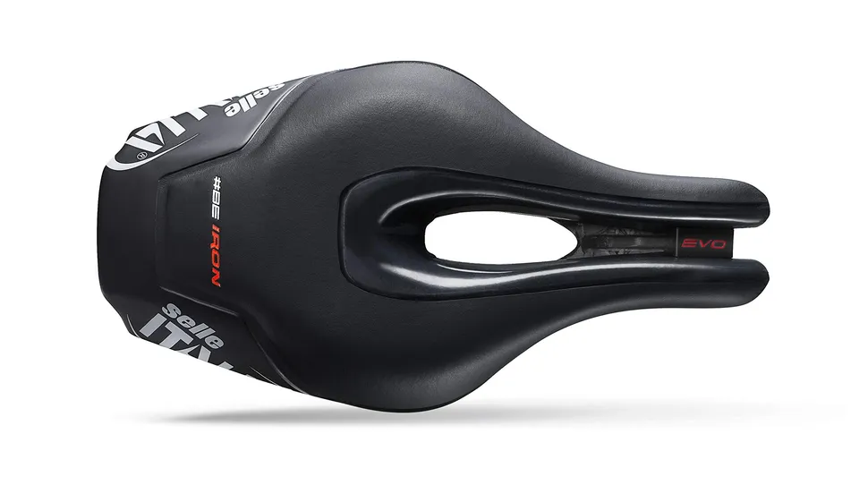 selle-italia-iron-evo-kit-carbonio-superflow-sd-sella-triathlon image 1