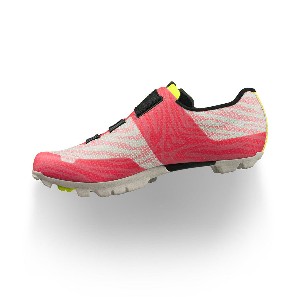 fizik-vento-ferox-carbon-team-amani-scarpa-gravel image 4