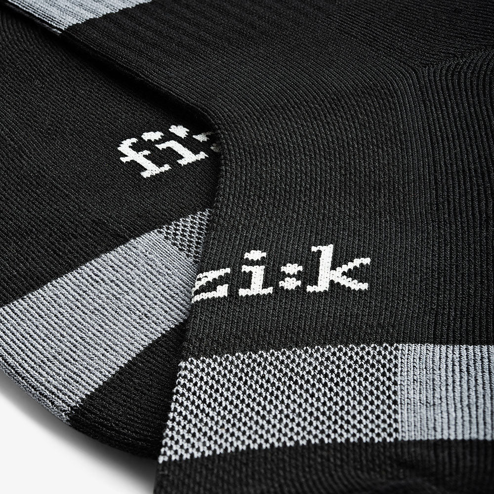 fizik-off-road-calzini-ciclismo-terra-atlas image 3