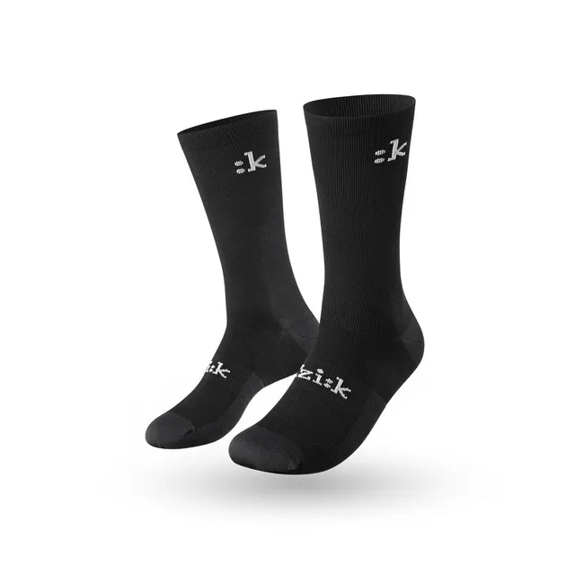 fizik-performance-calze-ciclismo-vento-infinito-2 image 1