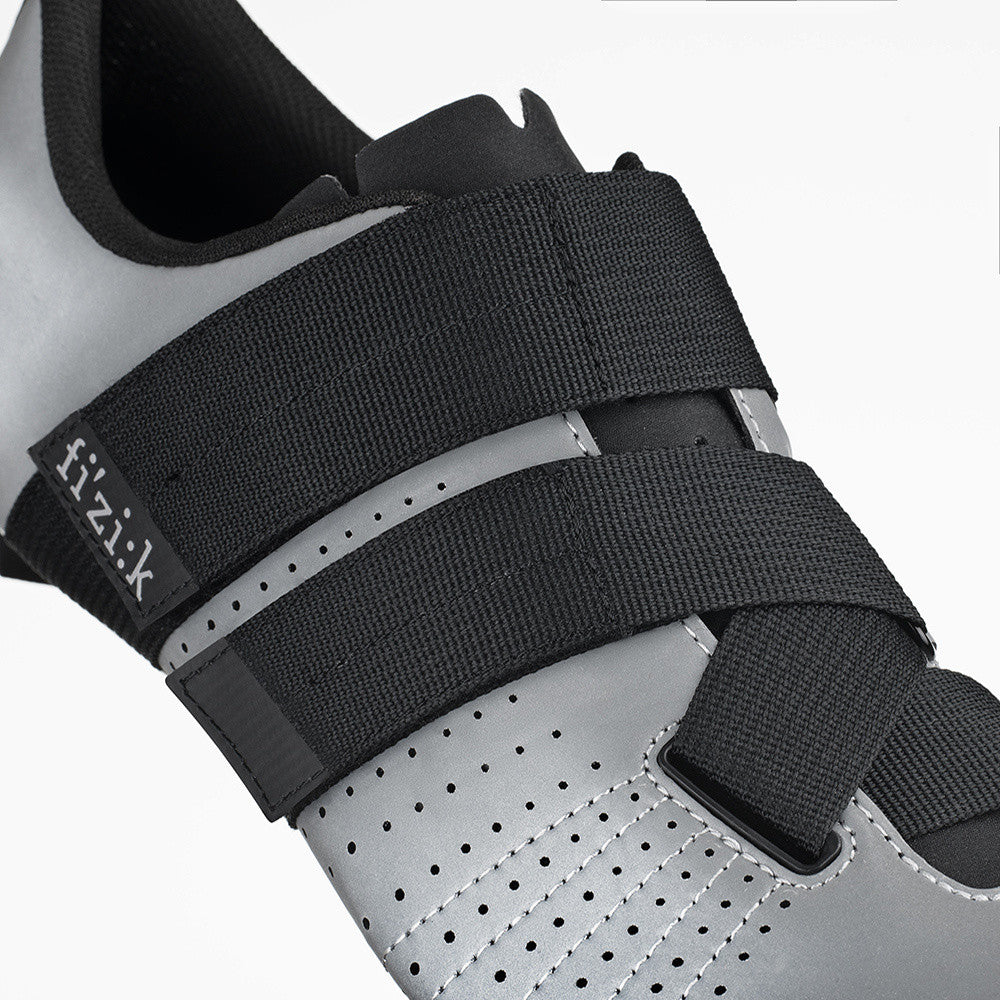 fizik-tempo-powerstrap-r5-scarpa-strada-con-velcro-avvolgente image 6