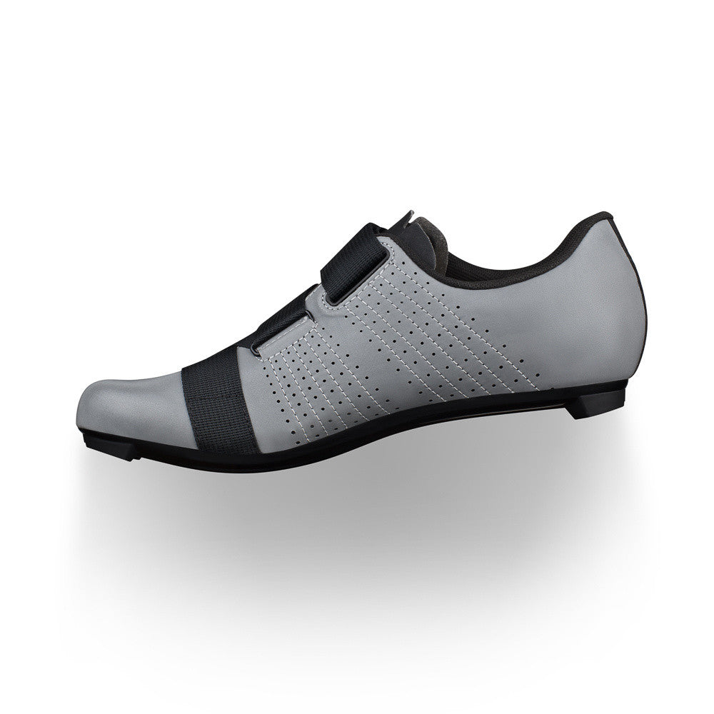 fizik-tempo-powerstrap-r5-scarpa-strada-con-velcro-avvolgente image 5