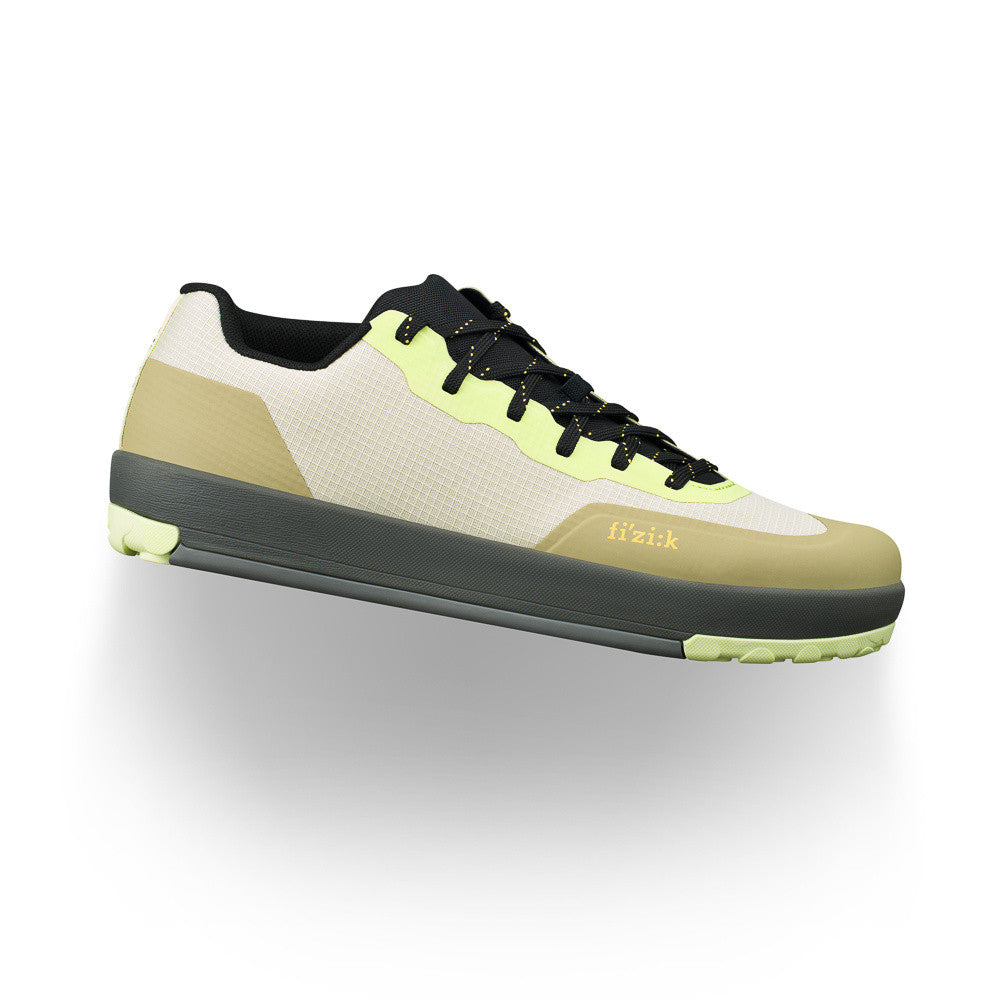 fizik-gravita-versor-scarpa-mtb-flat-gravity-con-lacci image 1