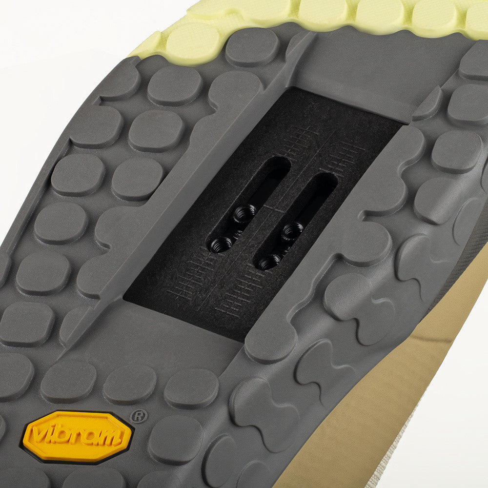 fizik-gravita-versor-scarpa-mtb-flat-gravity-con-lacci image 5