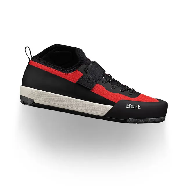 fizik-gravita-tensor-scarpe-mtb-gravity-con-attacco image 1