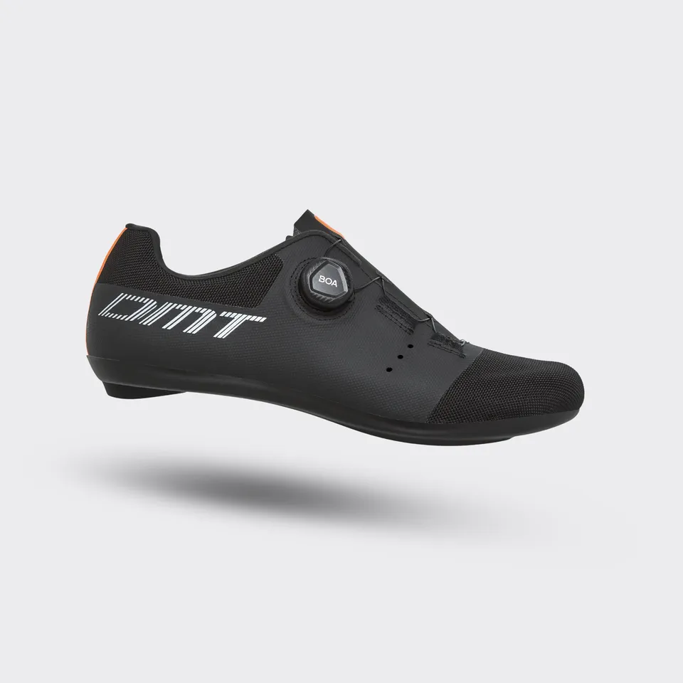 dmt-kr4-scarpe-ciclismo-strada-black image 1