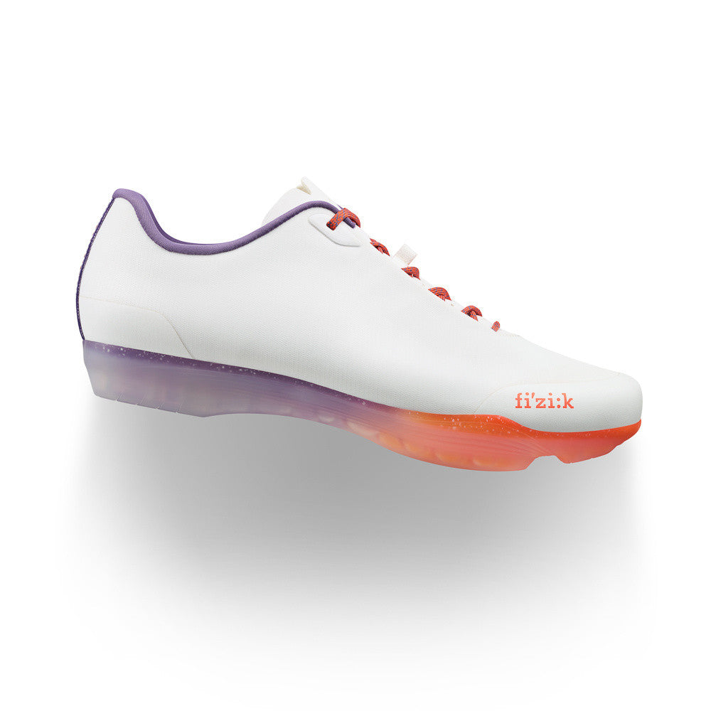 fizik-beat-scarpe-bici-strada-lacci-doppio-attacco image 1